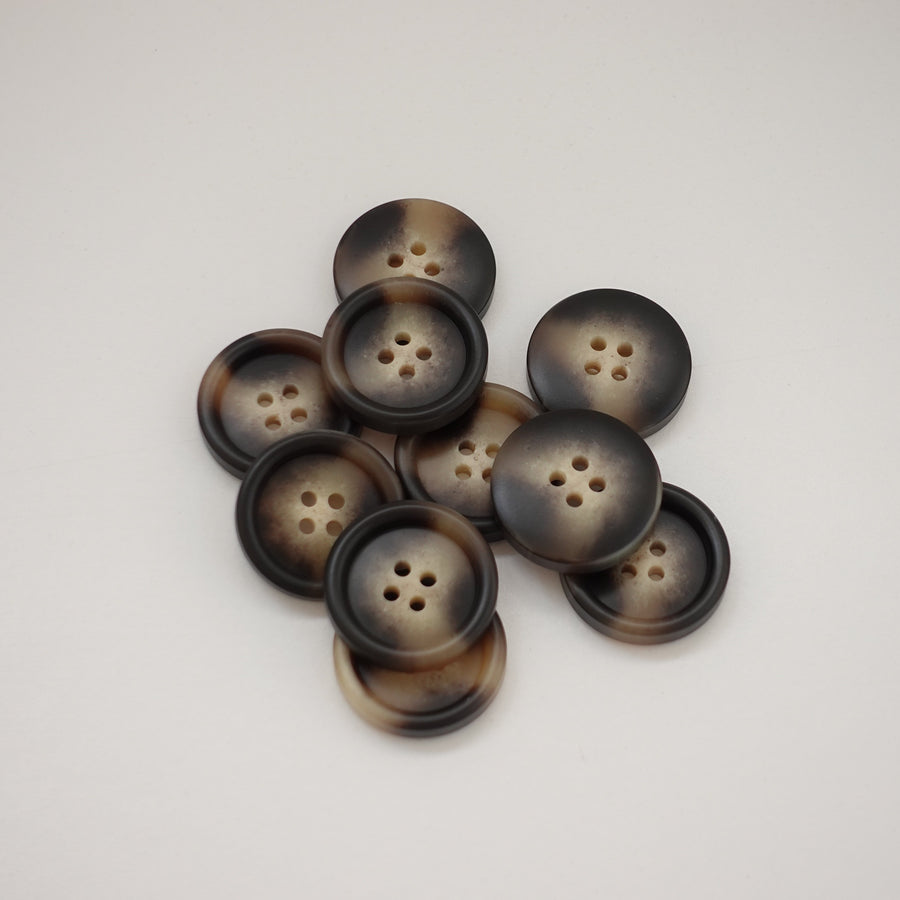 A+R Buttons - Vintage look horn replica 25mm x 10 buttons | Colour 02